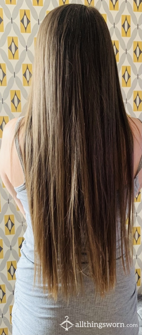 My Long Brunette Hair That Touches My Ass 💋