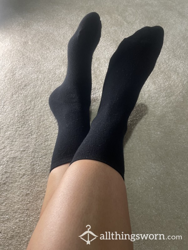 My Used Black Go Too Every Day Casual Socks Very Well Worn 48 Hours. Seeping In My Foot Scent