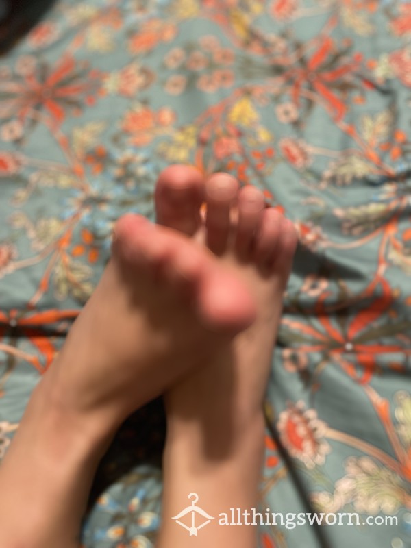 Natural Bare Toes