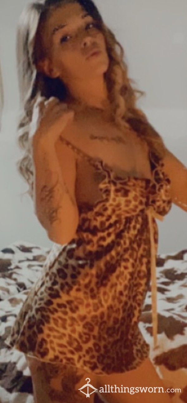 Naughty Pics In Silk Cheetah Set