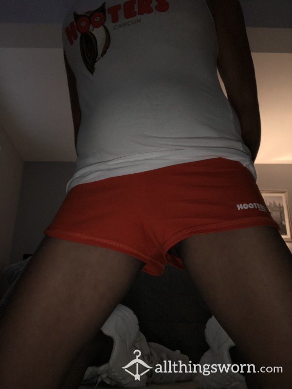 Nicker Less Excersize . Getting Hot And Sweaty In My Hooters Outfit