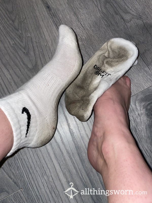 Nike Trainer Socks (VERY DIRTY)