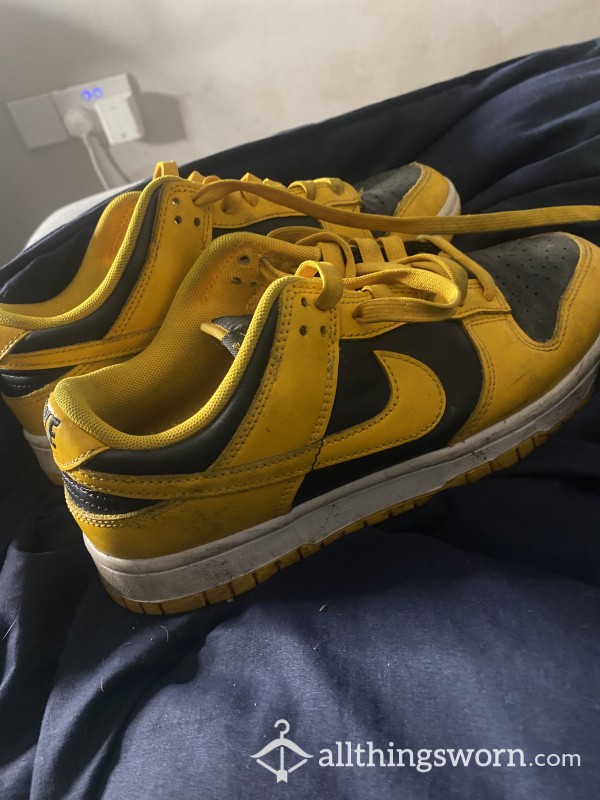 Nike Trainers Yellow And Black
