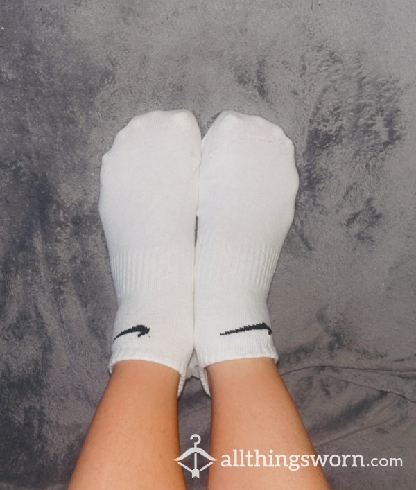 Nike White Ankle Socks