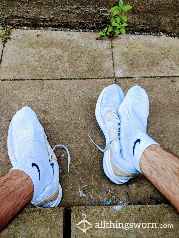 Nike White Gym Quarter Socks