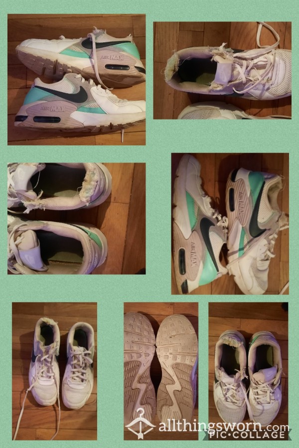 Nikes Air Max Well Worn .. Chewed Up