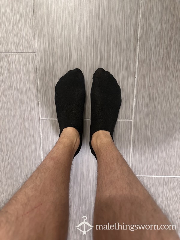 No-Show Black Socks