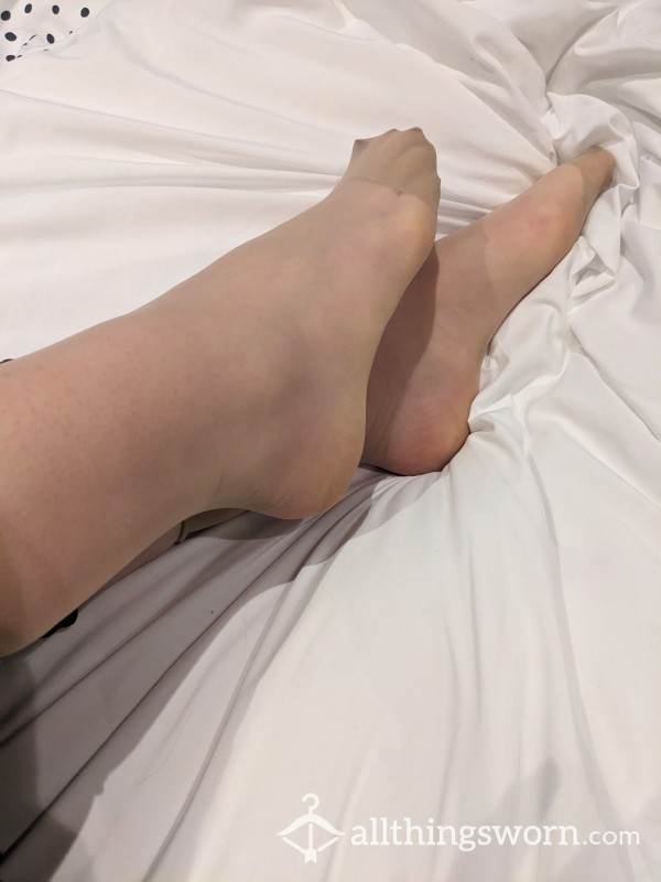 Nude Nylon Short Stockings Worn