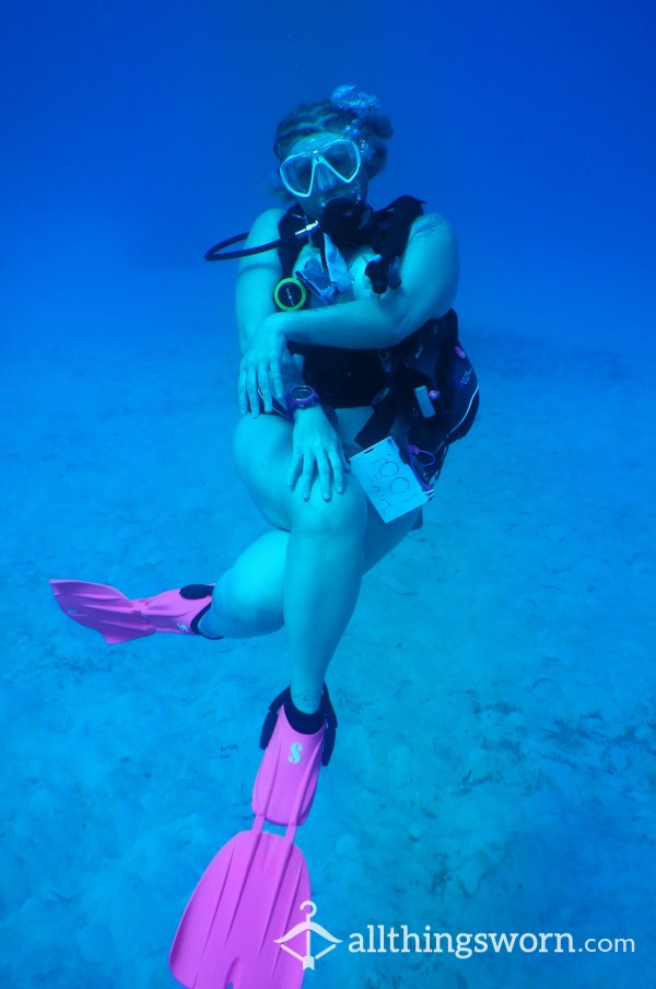 Nude Underwater Scuba Photoshoot