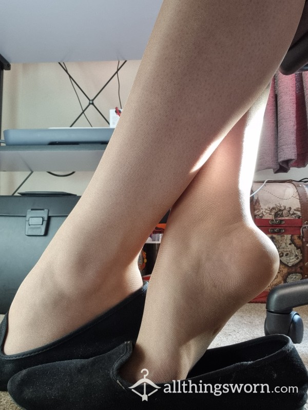 Nylons & Flat Shoes Under Desk - 1 Minute - £3.00