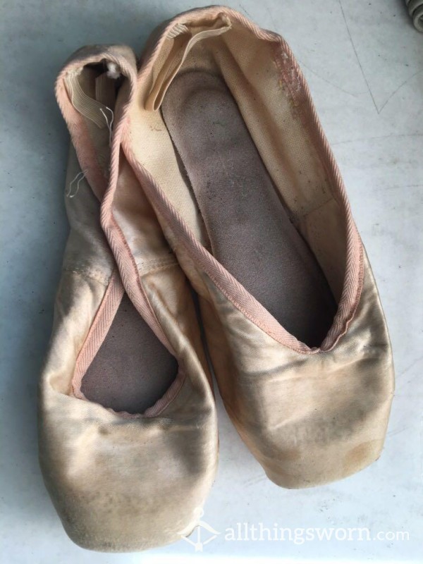 Old Ballet Point Shoes