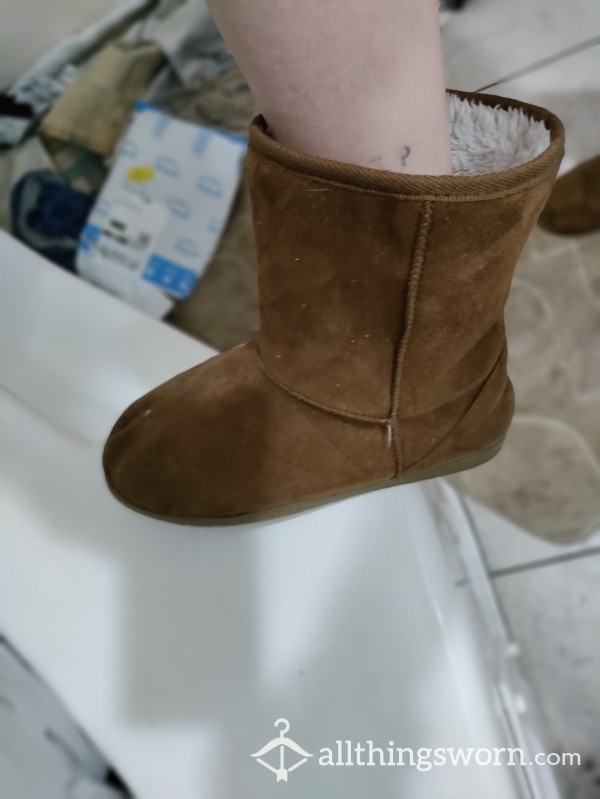 Old Soft Brown Boots
