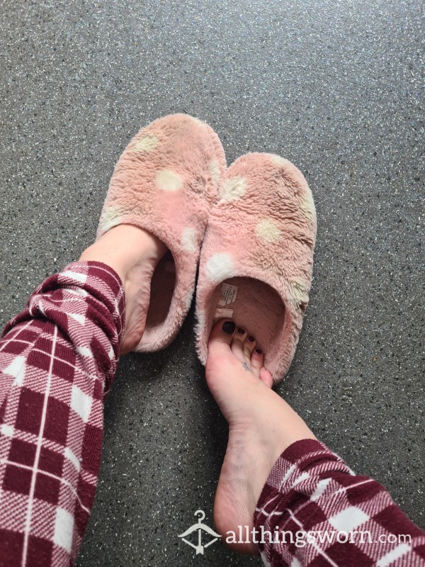 Old Sweaty Slippers With Photoset Included 💦