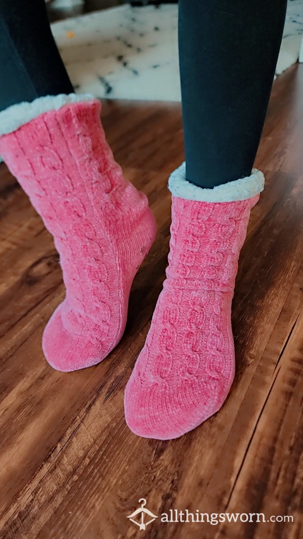 Old Worn Mauve Slipper Socks
