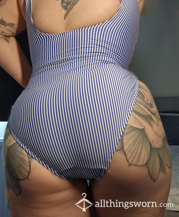One Piece Fitted Stripped Swimsuit