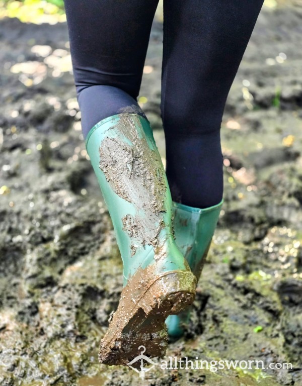 Own My Well Worn Dirty Green Wellies ! - I Can Stand In Anything You Like To Make Them Really Grubby