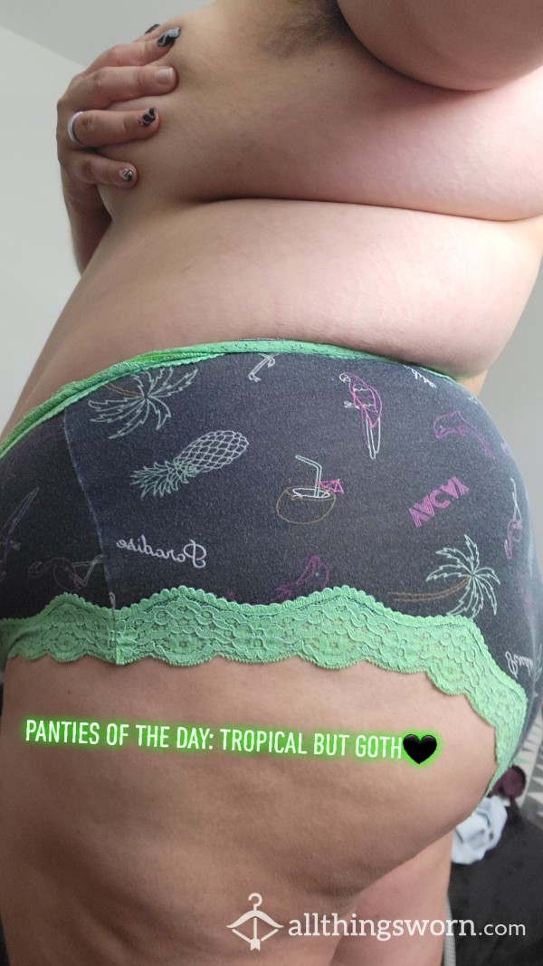 Panties Of The Day: Tropical But Goth 🖤