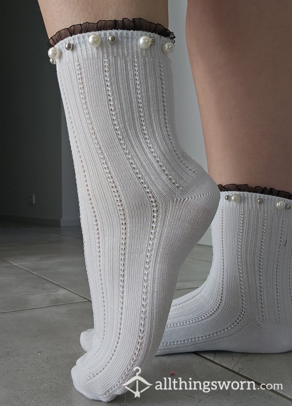 Pearl And Frill Detail Socks 🧦
