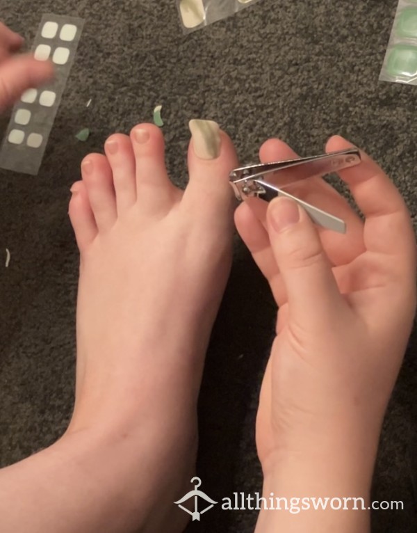 Pedicure With Nail Stickers - Pt 3