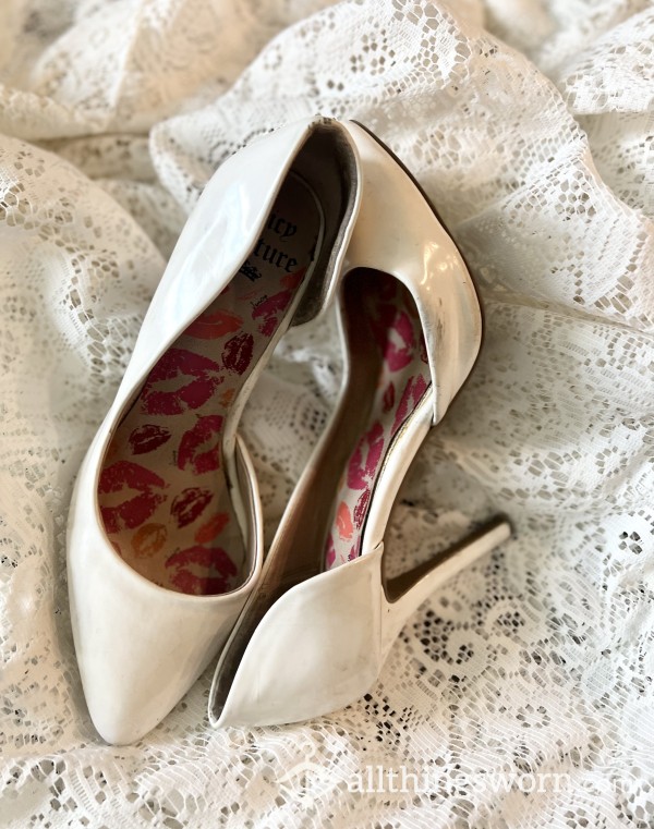Perfectly Worn-In White Juicy Couture 👠