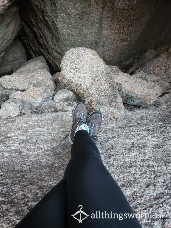 3 Pic Of My Legs In Black Legging & Hiking Boots