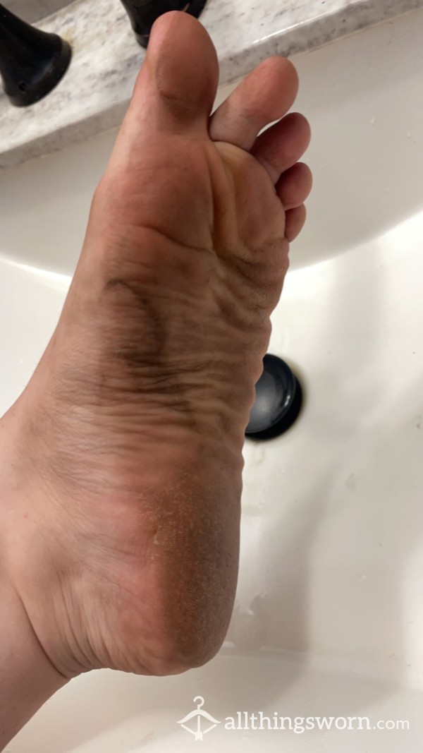Pictures Of My Pretty Little Feet