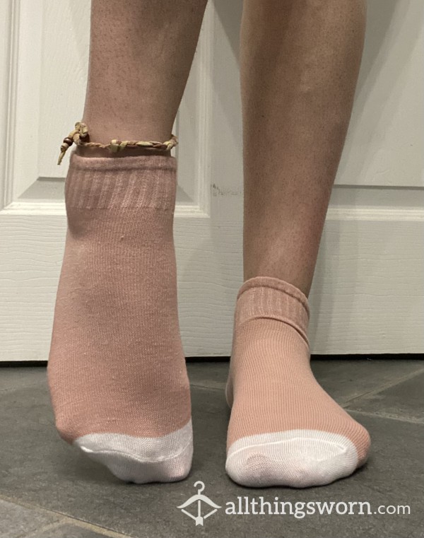 💕💕 Pink And White Stinky Socks 💕💕