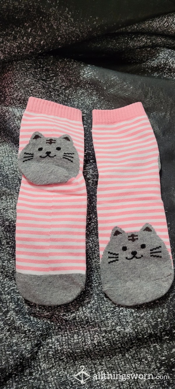 Pink And White Striped Grey Cat Socks