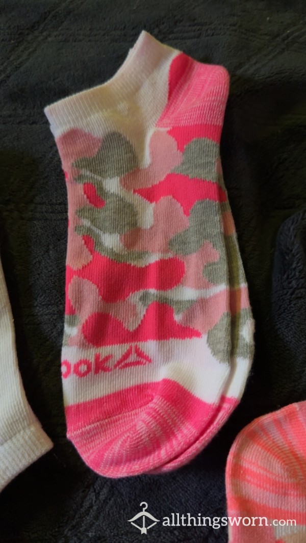 Pink Camo Reebok Ankle Socks
