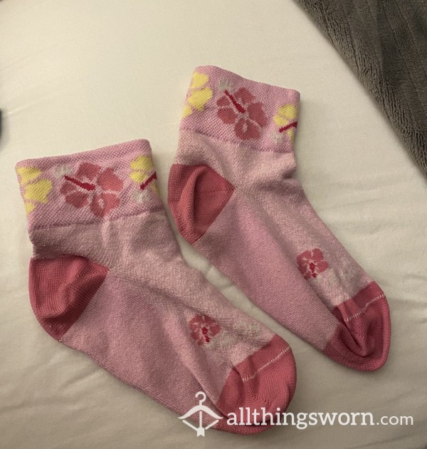Pink Floral Ankle Socks