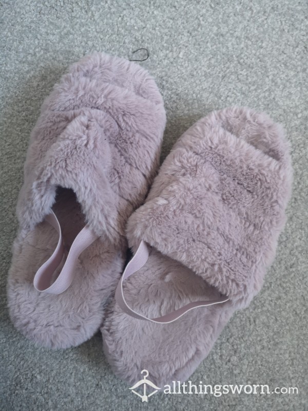 Pink Fluffy Slippers - Size 5
