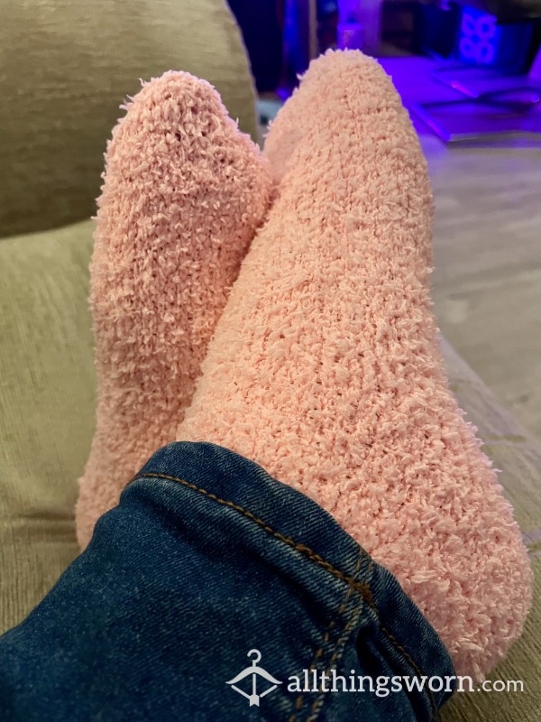 Pink Fluffy Socks | 3-day Wear Minimum