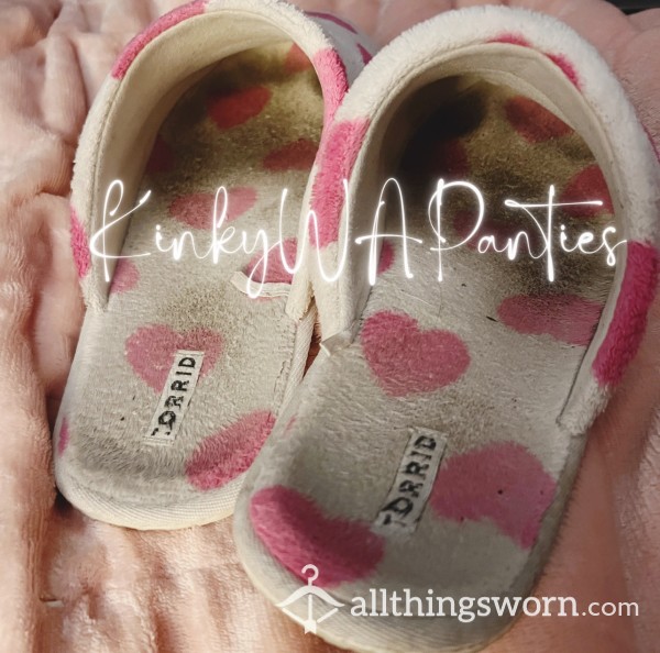 Stinky, Sweaty Pink Heart Slippers  - Size 10W - Includes U.S. Shipping