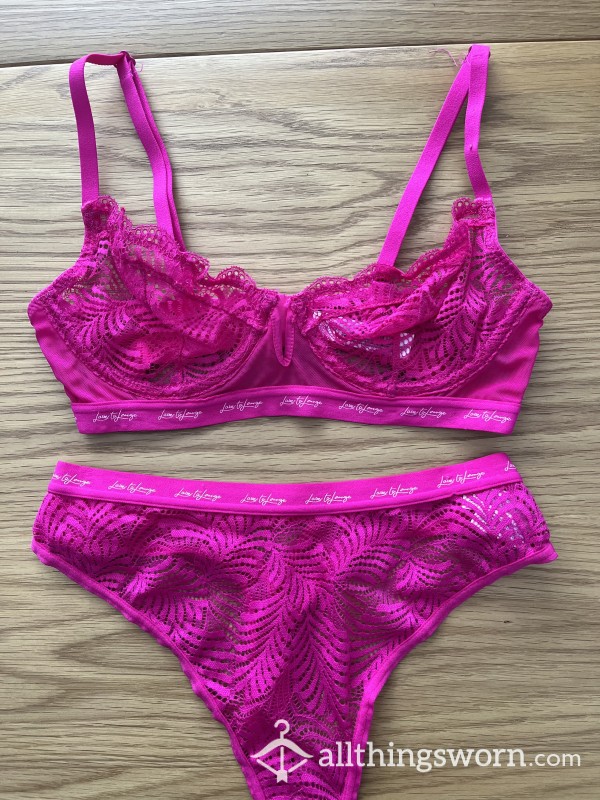 Pink Lace Thong And Bra Set💋