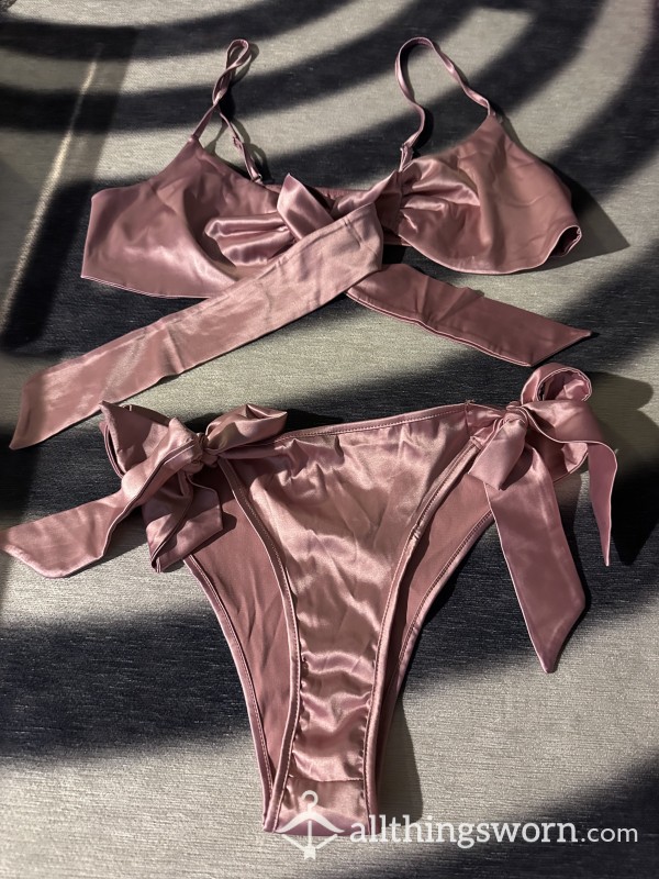 Pink Satin With Bows Small