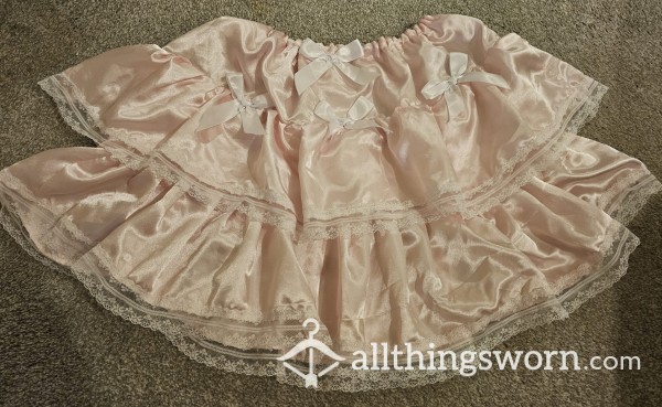 Pink Sissy Skirt. Frilly And Lacey 🥰🫶