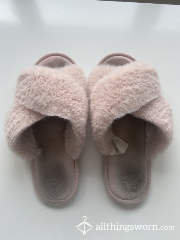 Pink Very Used Slippers