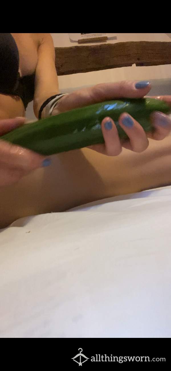 Pipers Playtime 🥒