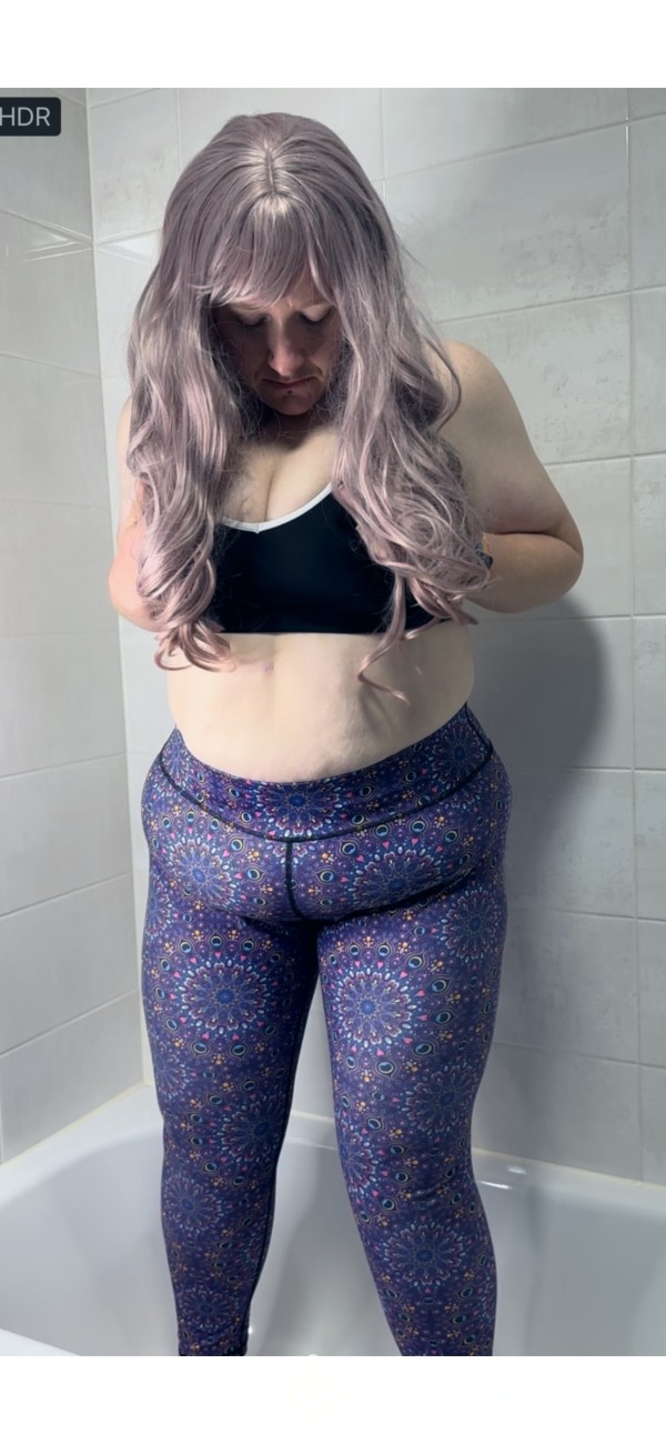 ***offer!*** Pissing My Leggings And Playing In The Shower
