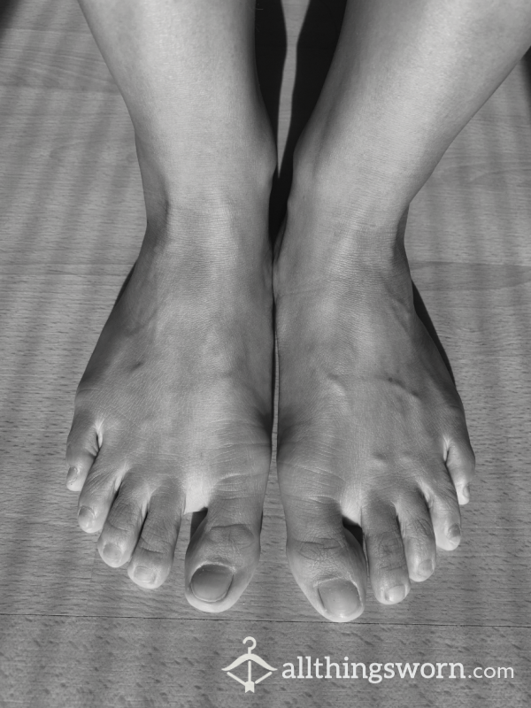Plain Feet