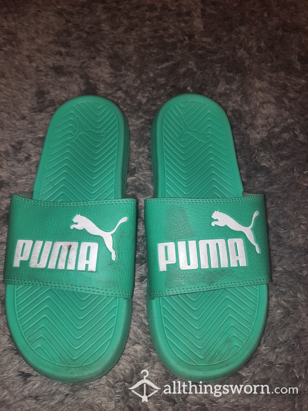 Puma Slides Size 8