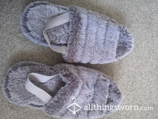 Purple Fluffy Slippers - Size 5
