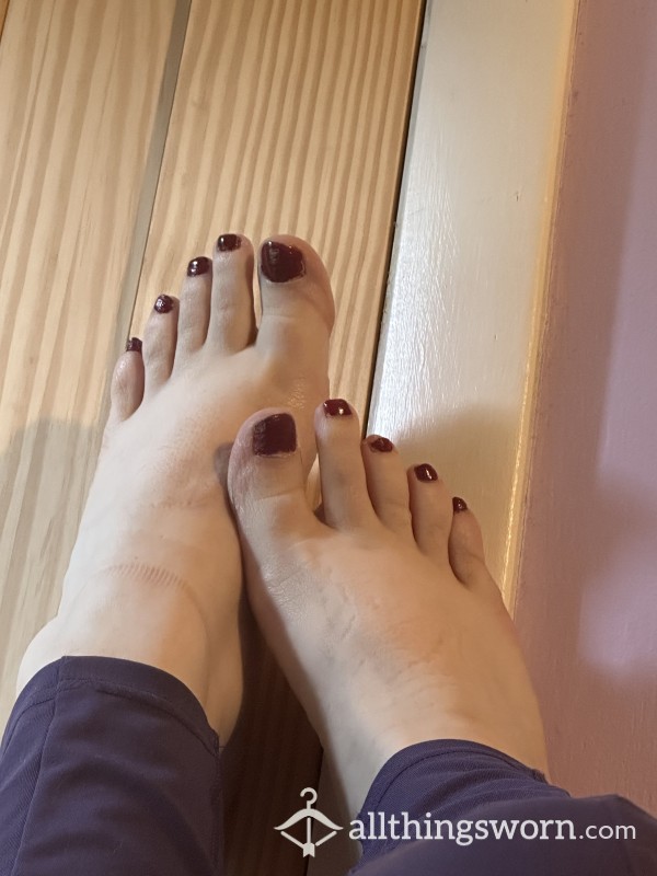 Purple Leggings, Red Toes!