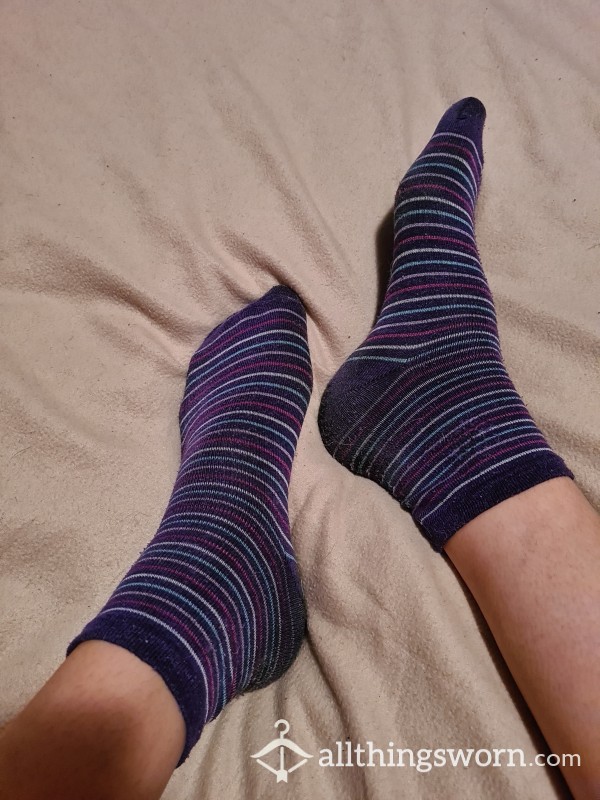 Purple Striped Holed Socks Size 41