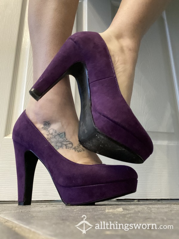 😈😈 Purple Suede Heels Size 6 😈😈