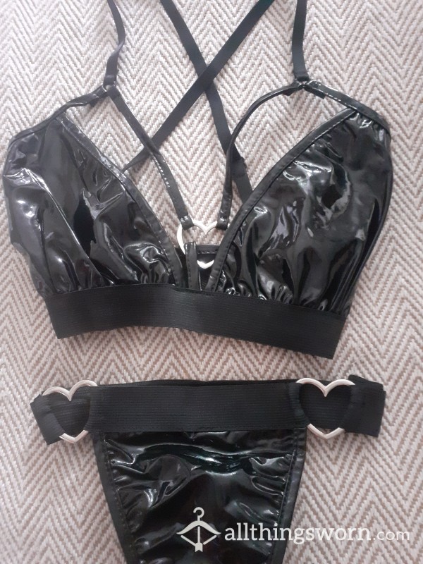 PVC Bra And Thong Hearts Set With Pics On X