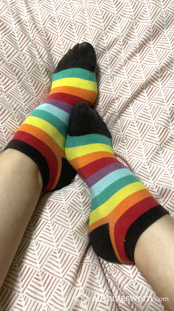 Rainbow Ankle Socks 🌈 (smelly!😍)