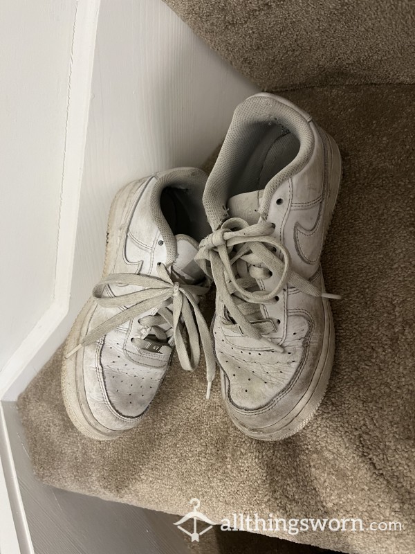 Really Dirty Stinky Old Airforce 1 With A Free Sock Wear Included