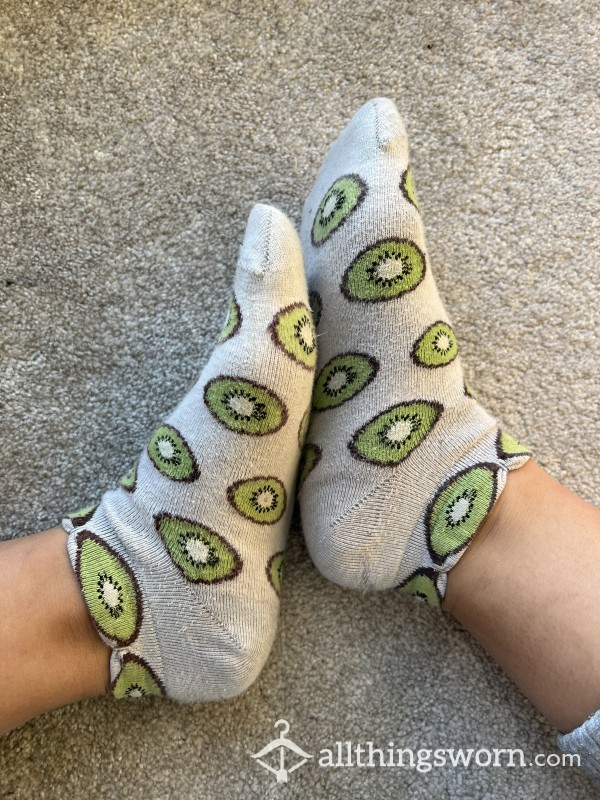 Really Old Smelly Cute Fruit Kiwi Socks Thin Soles
