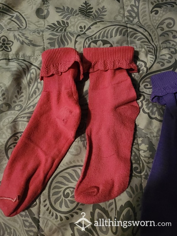 Red Frilly Ankle Socks
